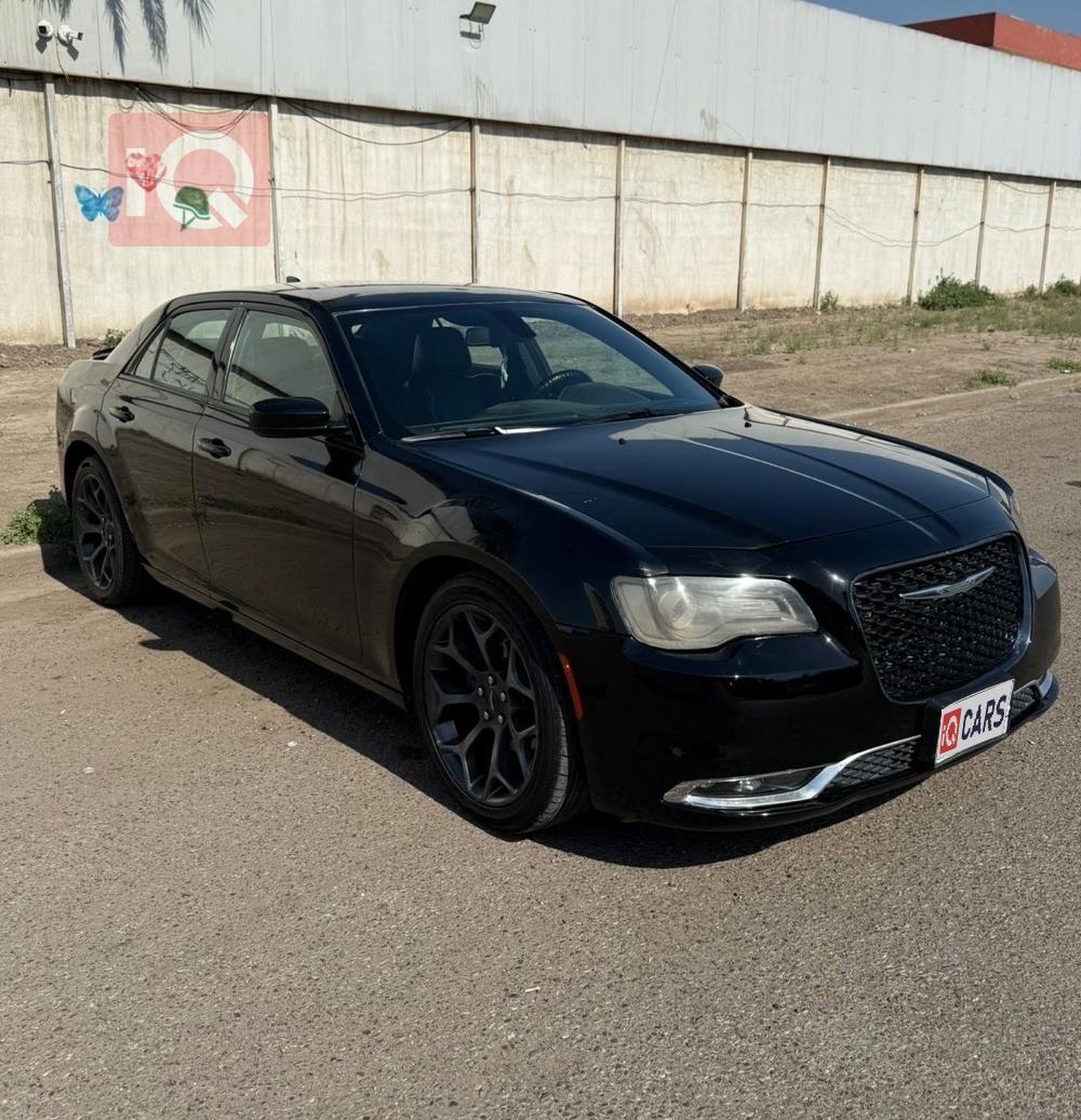 كرايسلر 300